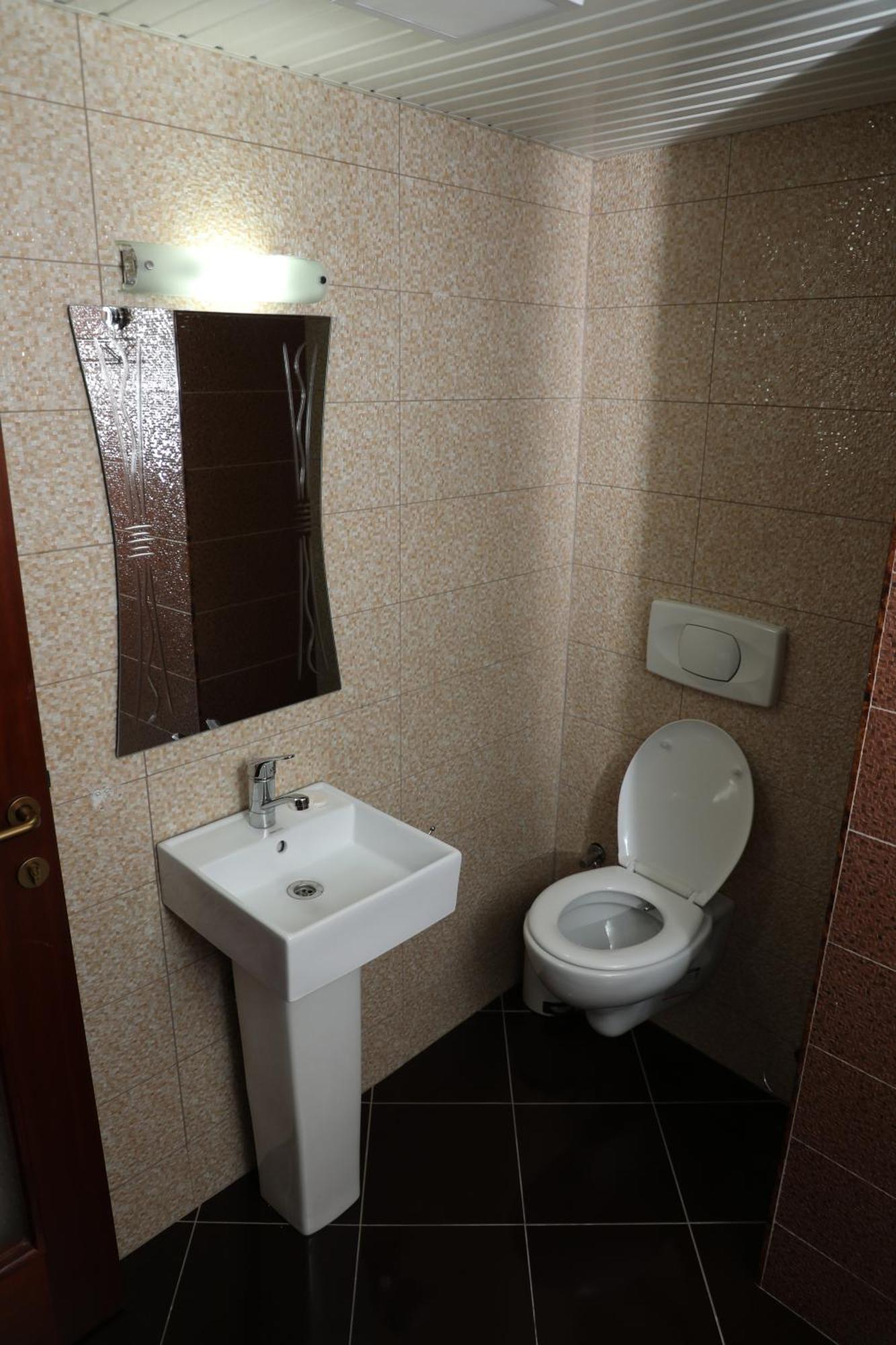 Bruti Hotel 普里兹伦 外观 照片