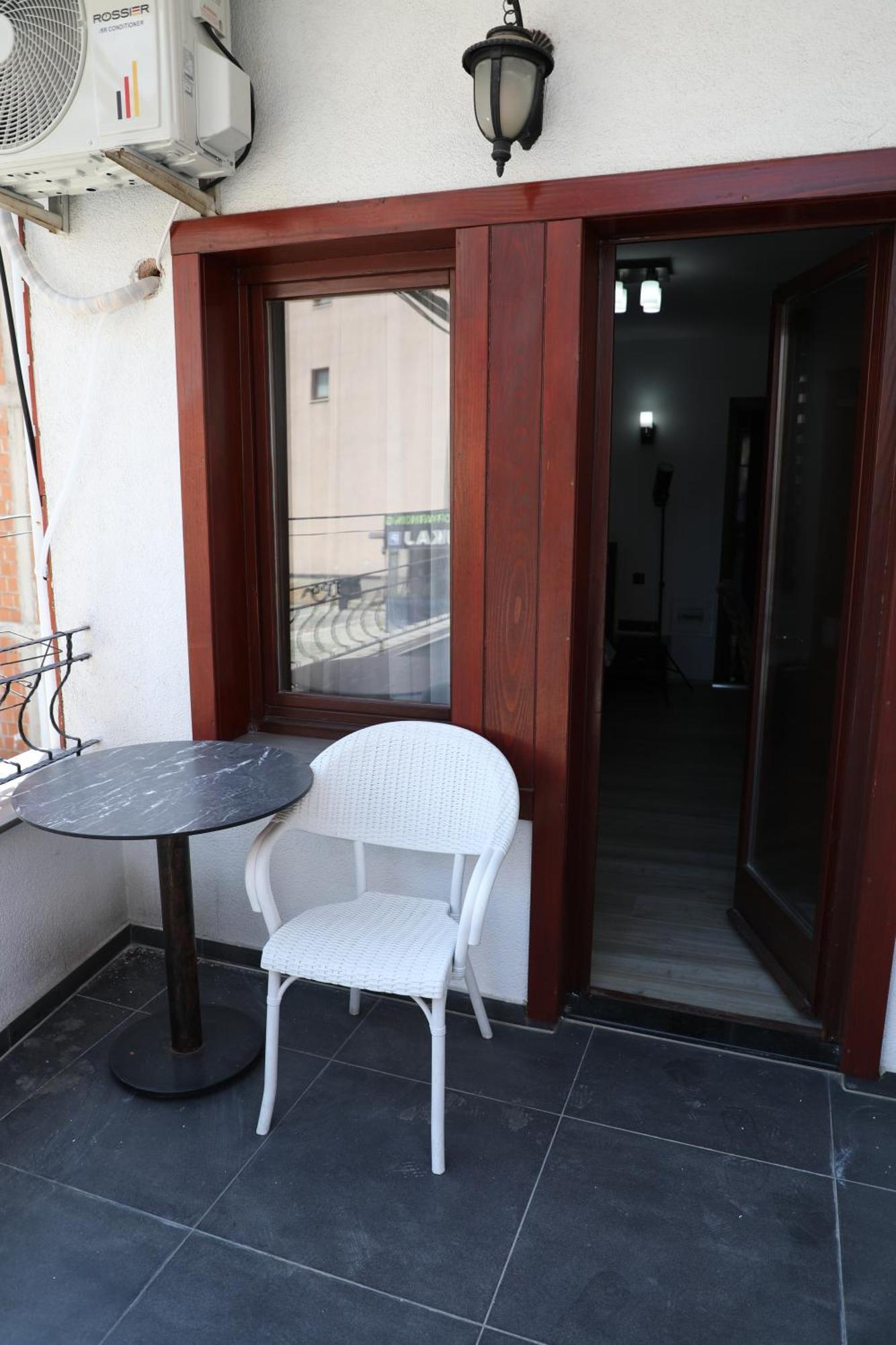 Bruti Hotel 普里兹伦 外观 照片